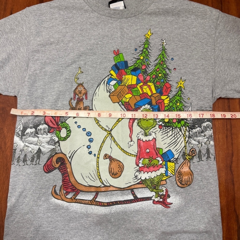 Dr Suess Grinch Christmas Vintage 2001 Shirt Size Medium Unisex - Picture 9 of 10